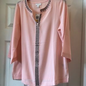 Pink (whipped berry) v-neck 3/4 sleeve blouse